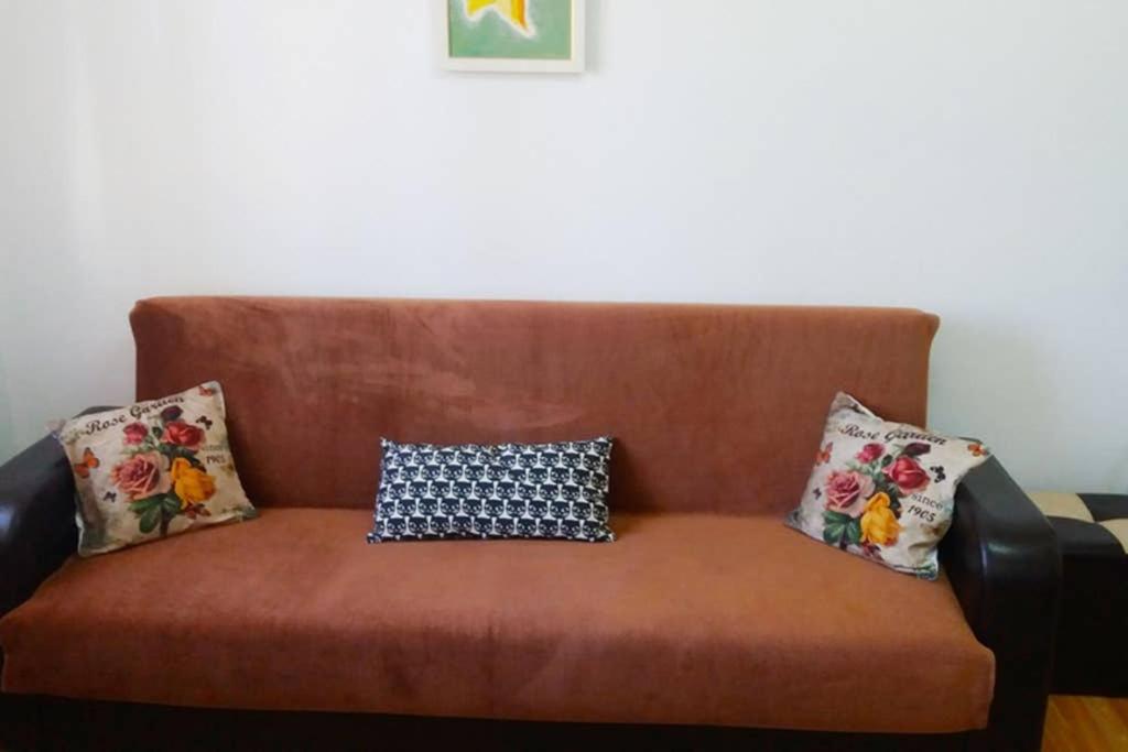 Aldine Comfort : Entire Apartment With 2 Bedrooms Сибиу Экстерьер фото